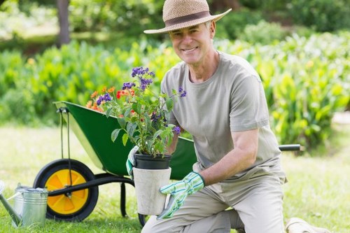 Gardening payment and invoice terms for a service contract